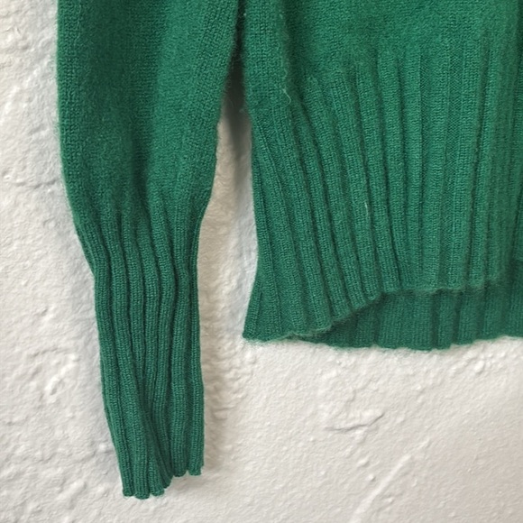 J. Crew Vibrant Green 100% cashmere Mock Neck Sweater XS - Picture 3 of 6